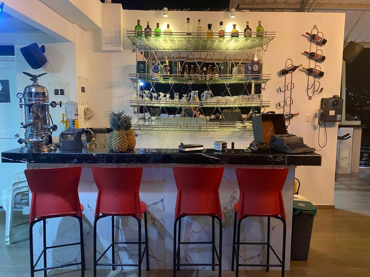 Hotel Alameda Plaza 칼리 외부 사진
